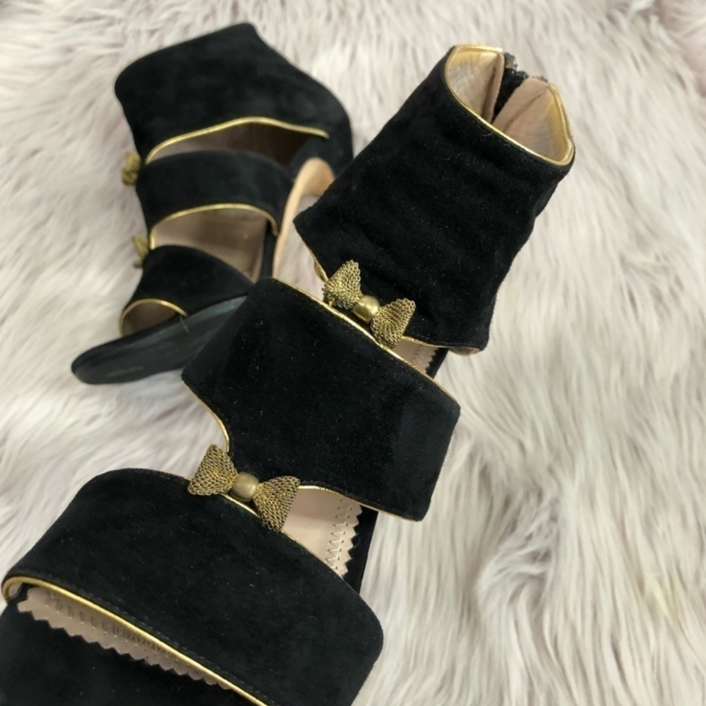 Chloe Black/Gold Cut Out Suede Bow Open Toe Sandals Size 37